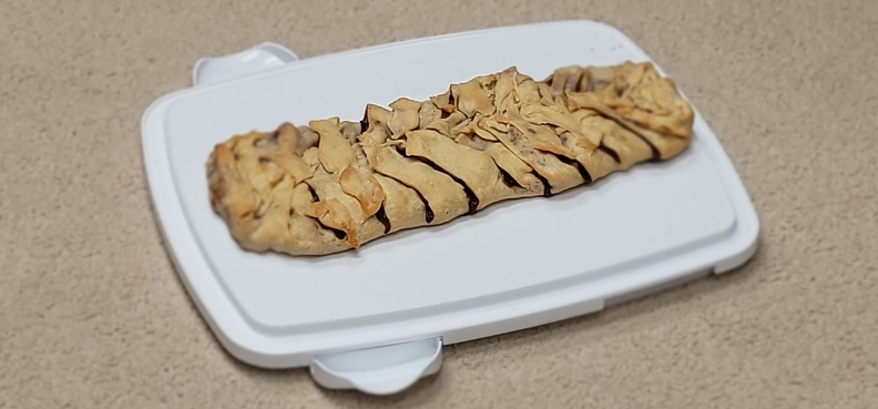 Strudel_Apple.jpg